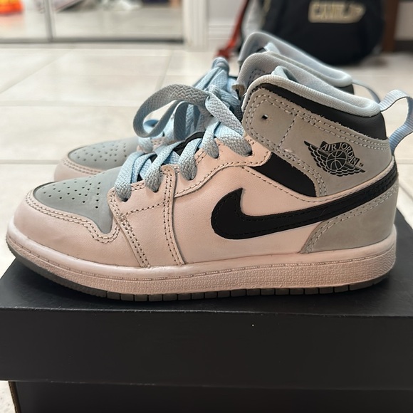 Jordan 1 mid - Picture 2 of 6